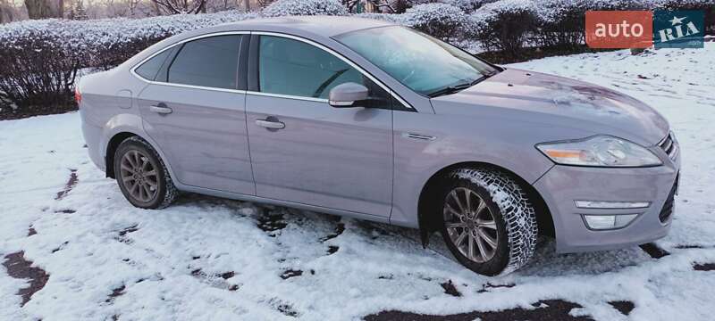 Седан Ford Mondeo 2011 в Києві