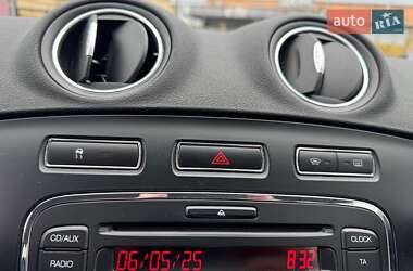 Седан Ford Mondeo 2012 в 