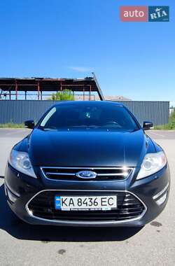 Седан Ford Mondeo 2012 в 