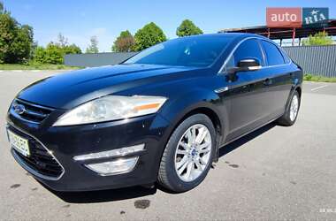 Седан Ford Mondeo 2012 в 