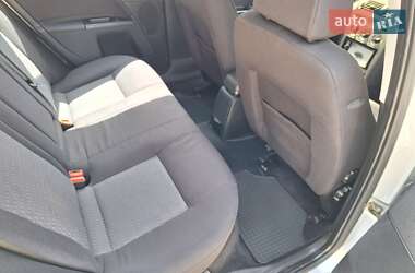 Лифтбек Ford Mondeo 2001 в 