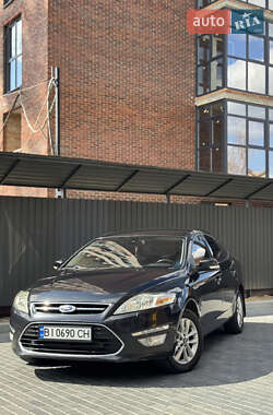 Седан Ford Mondeo 2012 в Полтаві
