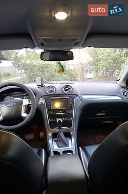 Универсал Ford Mondeo 2013 в 