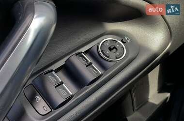 Седан Ford Mondeo 2011 в 