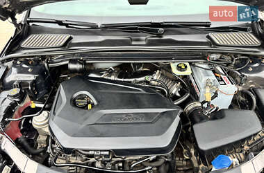Седан Ford Mondeo 2012 в 