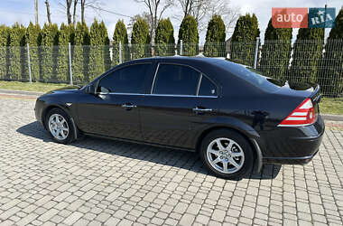 Седан Ford Mondeo 2004 в 