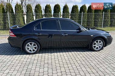 Седан Ford Mondeo 2004 в 