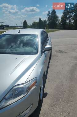 Лифтбек Ford Mondeo 2009 в 