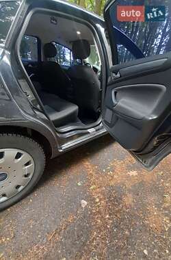 Седан Ford Mondeo 2011 в 