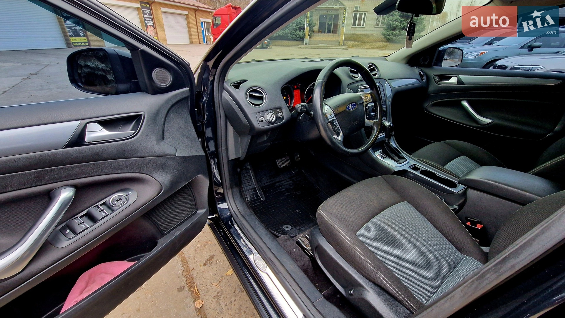 2013 Ford Mondeo - мініатюра 11