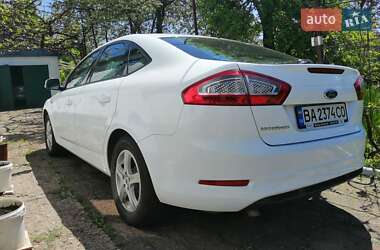 Лифтбек Ford Mondeo 2013 в Киеве
