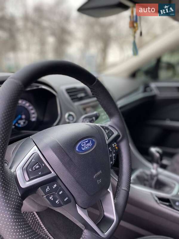 Універсал Ford Mondeo 2015 в Запоріжжі