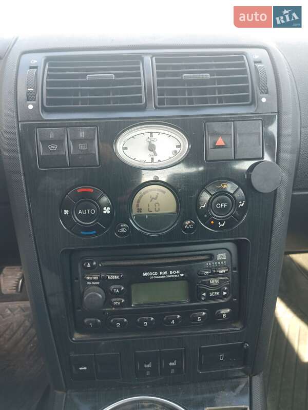 Седан Ford Mondeo 2002 в Золотоноші