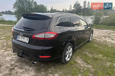 Универсал Ford Mondeo 2012 в 