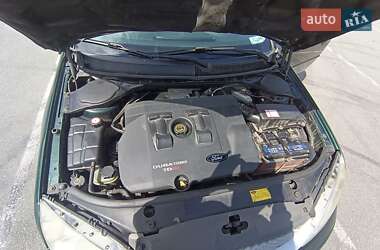 Лифтбек Ford Mondeo 2003 в 