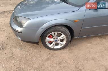 Универсал Ford Mondeo 2001 в 