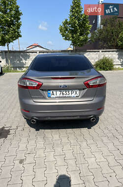 Седан Ford Mondeo 2011 в 