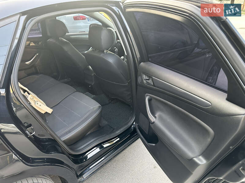 Седан Ford Mondeo 2011 в Дніпрі