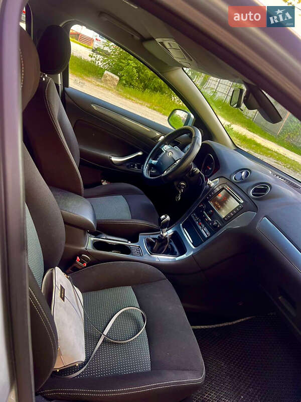 Универсал Ford Mondeo 2014 в Сумах