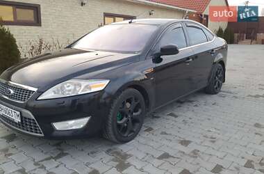 Седан Ford Mondeo 2007 в Южном