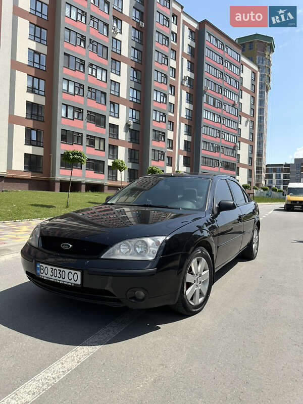 Седан Ford Mondeo 2001 в 