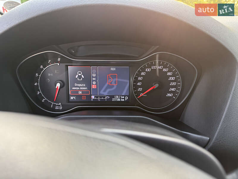 Универсал Ford Mondeo 2011 в Лубнах