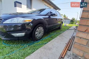 Седан Ford Mondeo 2011 в 
