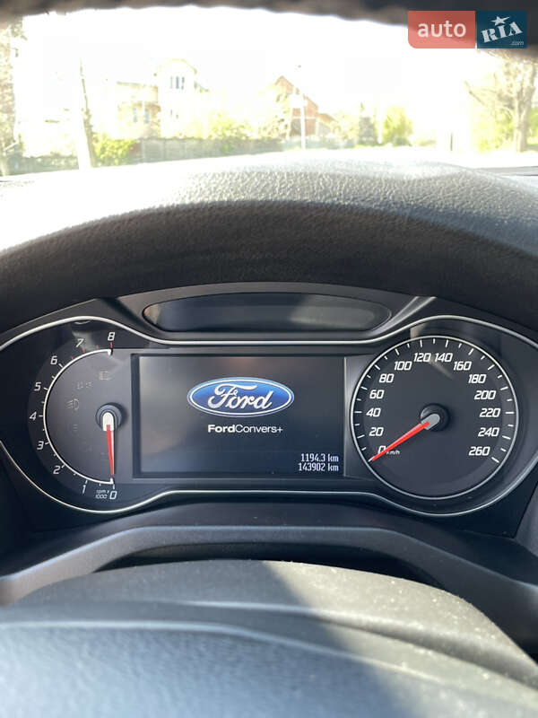 Седан Ford Mondeo 2010 в Чернівцях