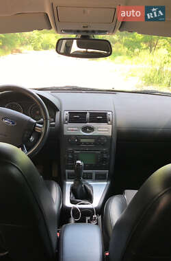 Седан Ford Mondeo 2006 в 