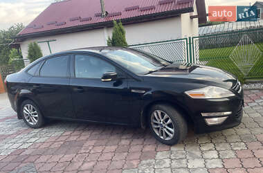 Седан Ford Mondeo 2012 в Львове