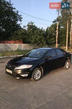 Седан Ford Mondeo 2011 в 