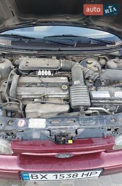 Седан Ford Mondeo 1995 в 