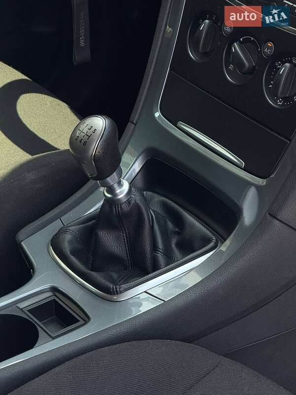 Универсал Ford Mondeo 2011 в Черновцах