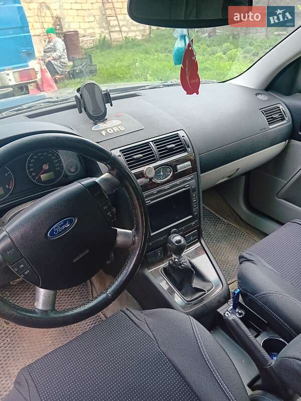 Универсал Ford Mondeo 2006 в Хотине