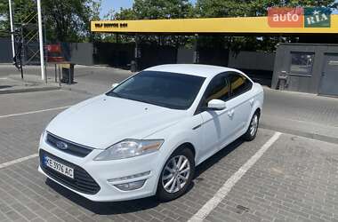 Седан Ford Mondeo 2012 в 