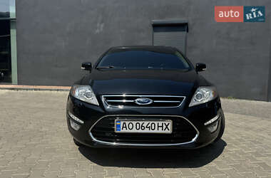 Седан Ford Mondeo 2013 в Ужгороді