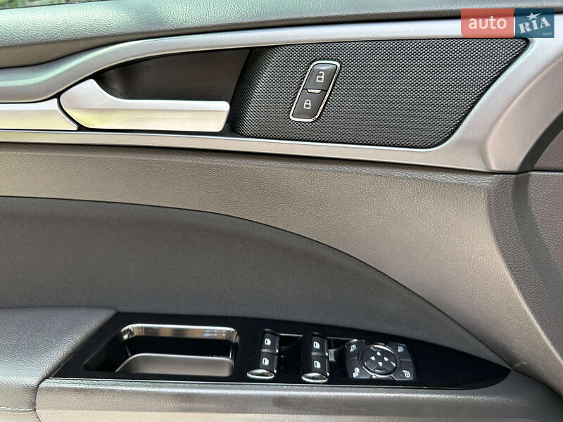 Ліфтбек Ford Mondeo 2018 в Києві