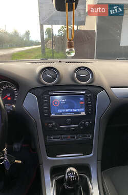 Універсал Ford Mondeo 2011 в 