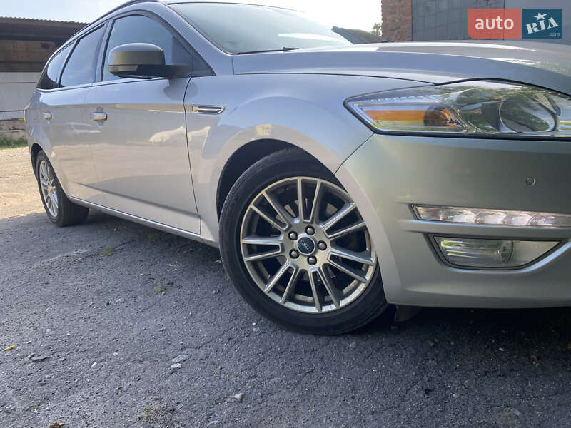Універсал Ford Mondeo 2012 в Хмельницькому