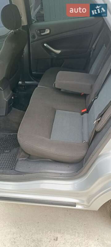 Лифтбек Ford Mondeo 2009 в Костополе