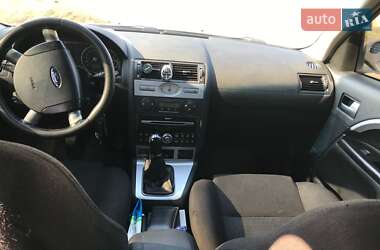 Седан Ford Mondeo 2003 в 