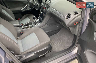 Седан Ford Mondeo 2011 в 