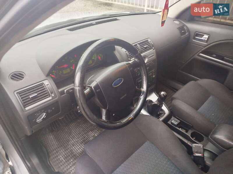 Універсал Ford Mondeo 2005 в Виноградові
