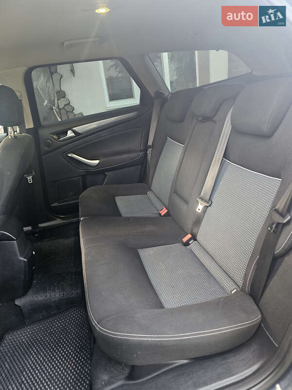 Універсал Ford Mondeo 2011 в Тернополі