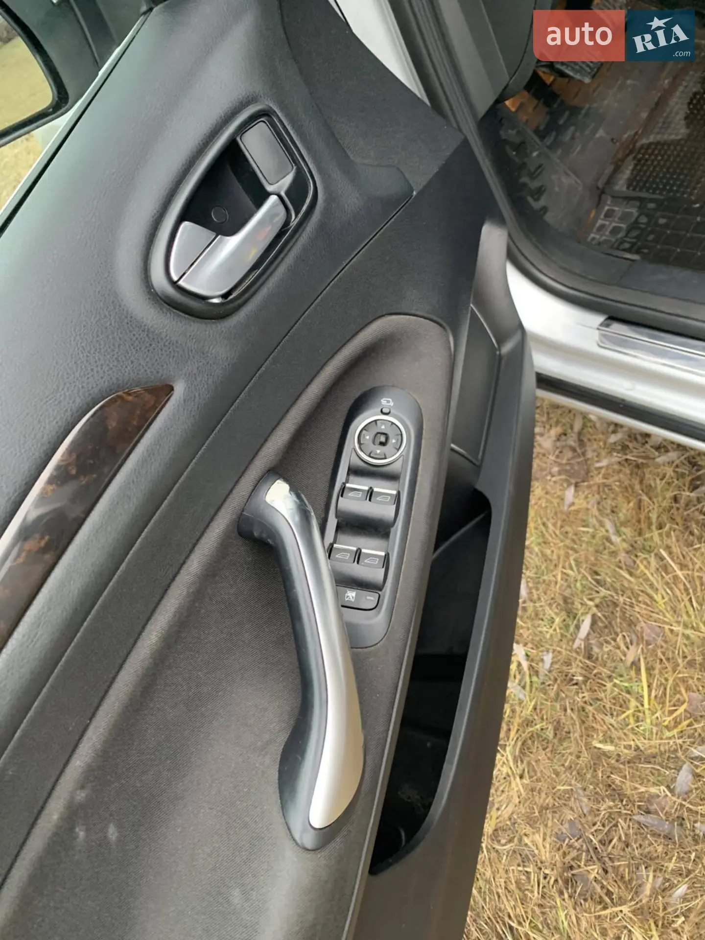 2010 Ford Mondeo - мініатюра 10