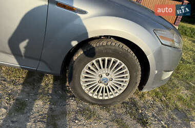Лифтбек Ford Mondeo 2009 в 