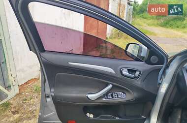 Лифтбек Ford Mondeo 2008 в 