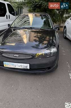 Седан Ford Mondeo 1993 в Одессе