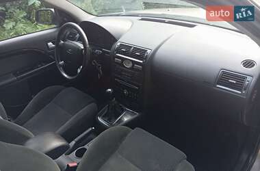 Универсал Ford Mondeo 2004 в 