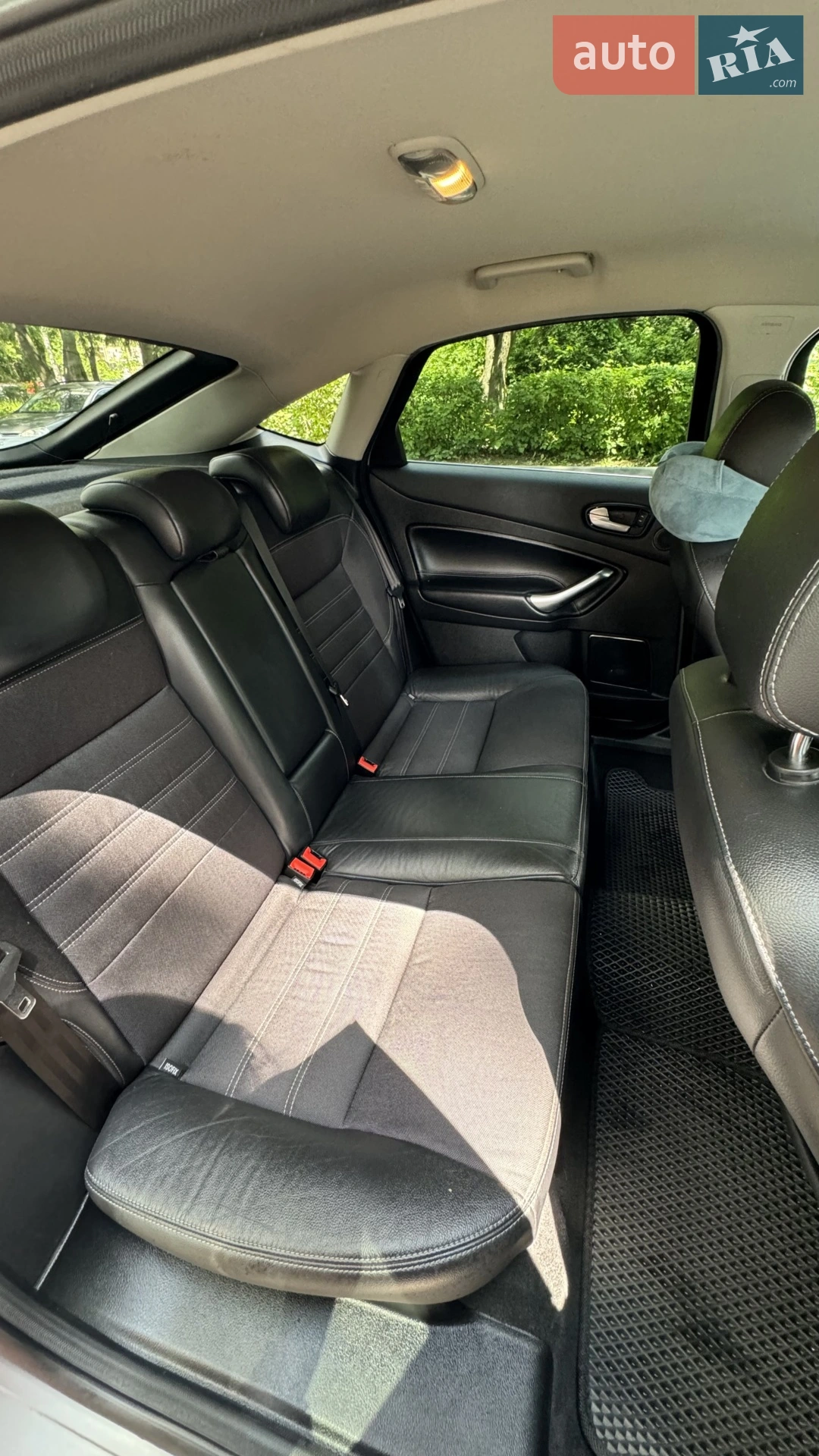 2010 Ford Mondeo - мініатюра 9